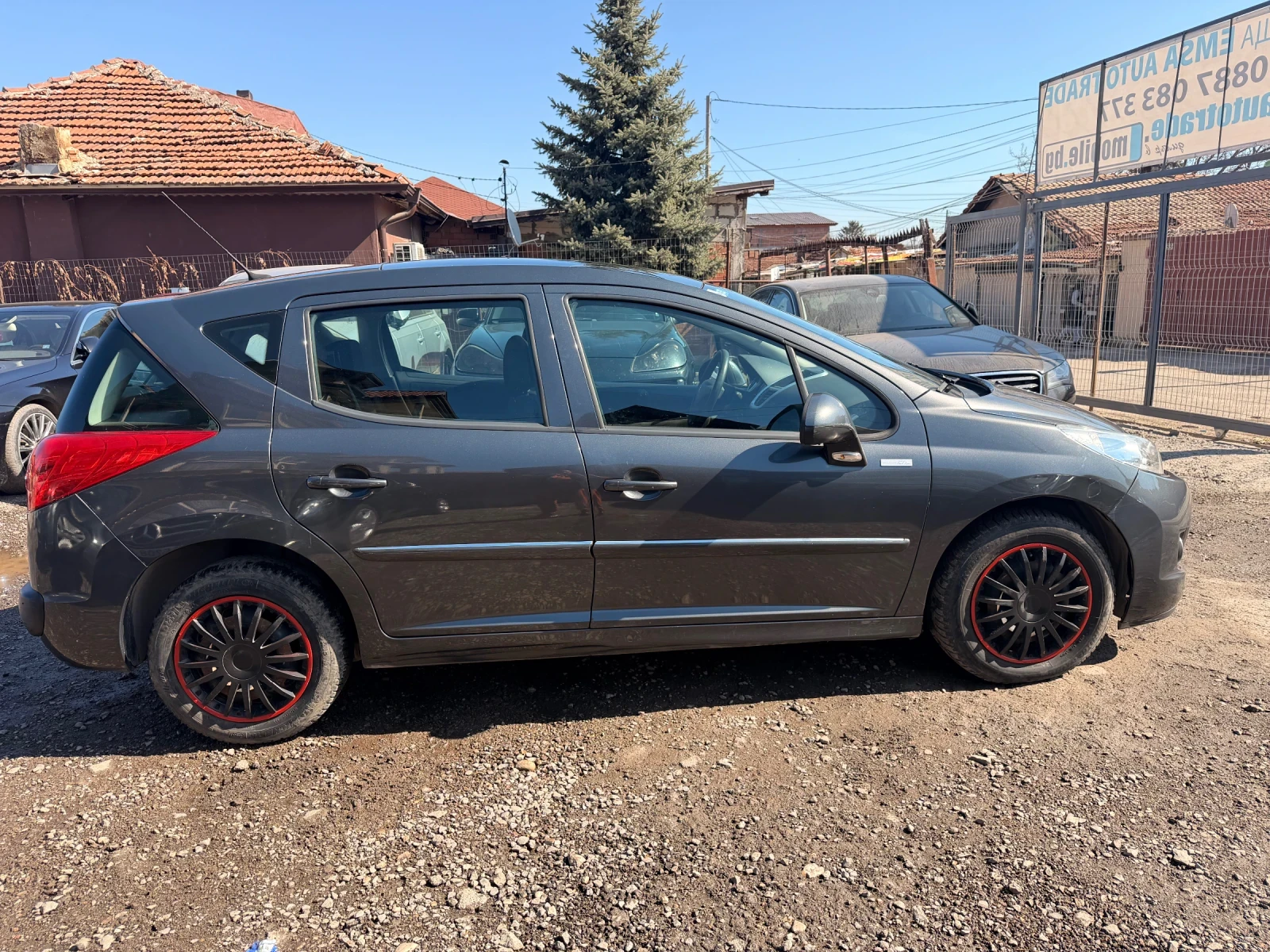 Peugeot 207 SW, снимка 13 - Автомобили и джипове - 53826766