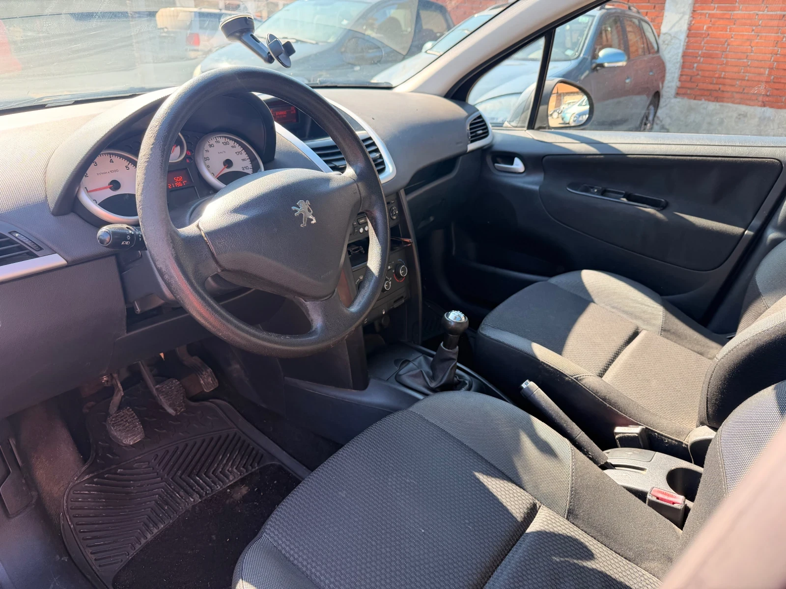 Peugeot 207 SW, снимка 7 - Автомобили и джипове - 53826766