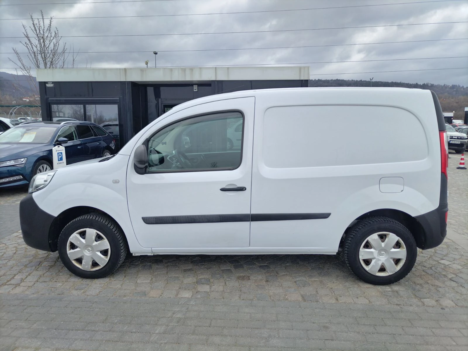 Renault Kangoo 1.5dCi/75к.с L1, снимка 7 - Автомобили и джипове - 53982613