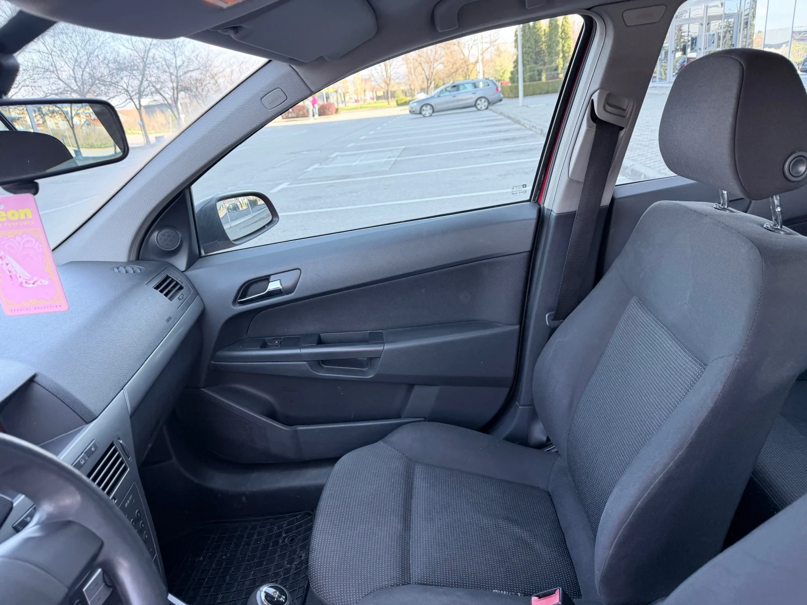 Opel Astra 1.4, снимка 10 - Автомобили и джипове - 54740092