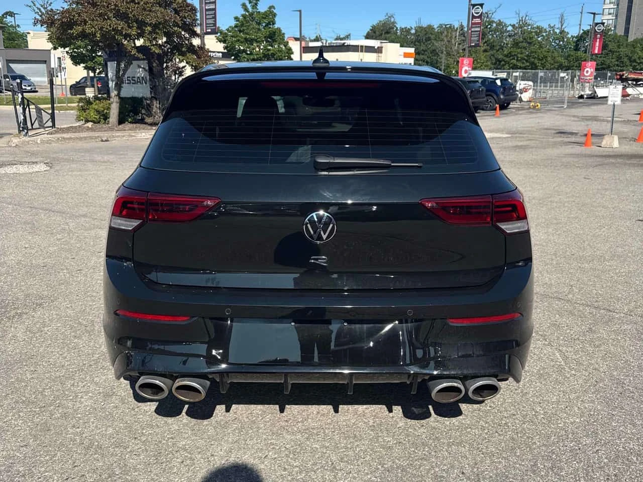VW Golf * R* DSG* АВТОКРЕДИТ БЕЗ ПЪРВОНАЧАЛНА ВНОСКА* , снимка 4 - Автомобили и джипове - 55215964