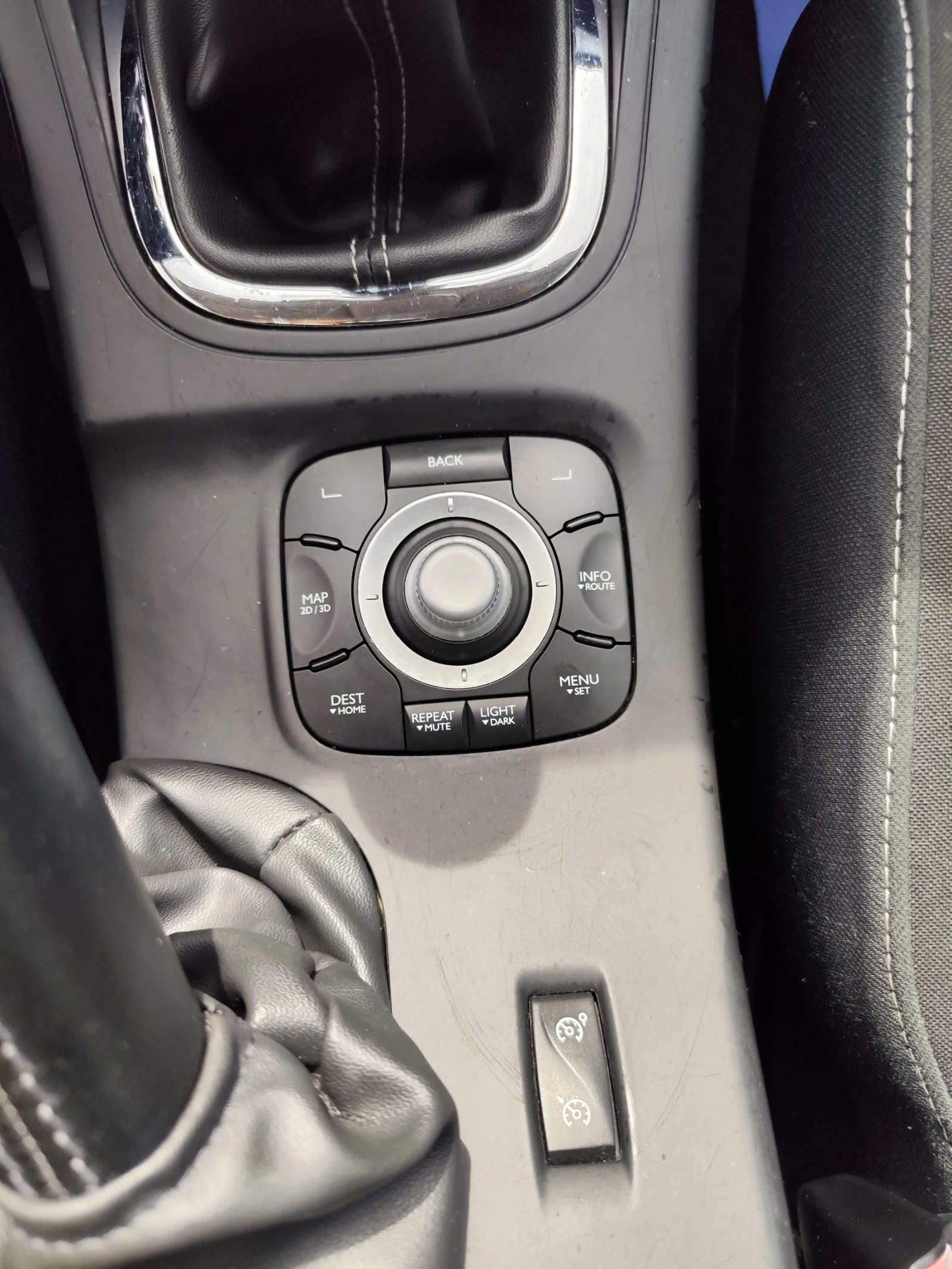 Renault Megane 1.5DCi/SPORT TOURER/GT-LINE/LED/KЛИМАТРОНИК* , снимка 10 - Автомобили и джипове - 56084053