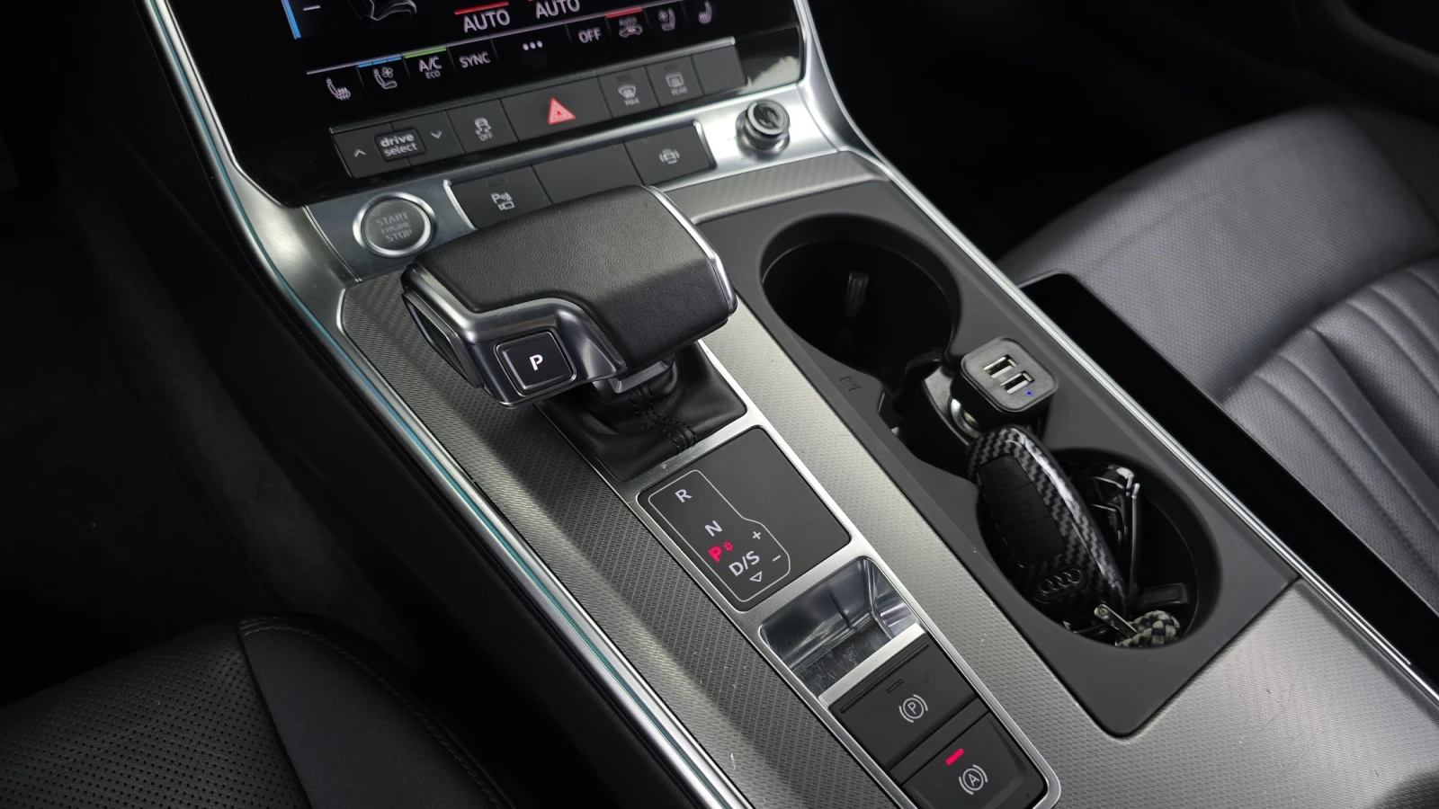 Audi A6 S-LINE* DIS* 360* LED* ОБДУХ* СОБСТВЕН ЛИЗИНГ, снимка 11 - Автомобили и джипове - 56180738