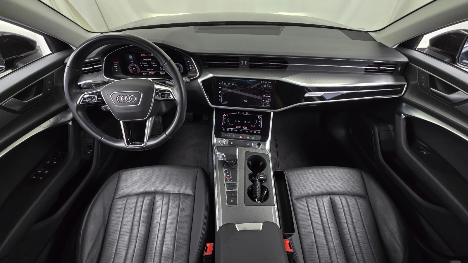 Audi A6 S-LINE* DIS* 360* LED* ОБДУХ* СОБСТВЕН ЛИЗИНГ, снимка 6 - Автомобили и джипове - 56180738