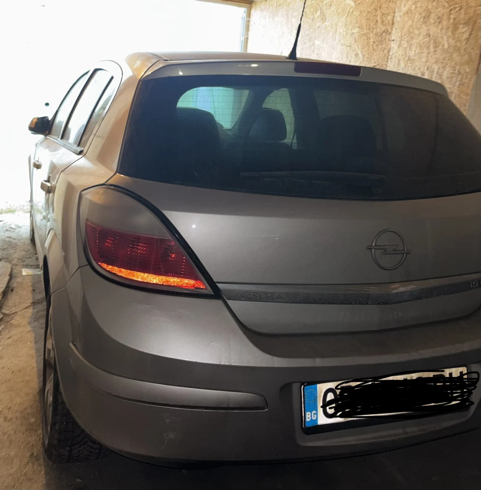Opel Astra, снимка 3 - Автомобили и джипове - 56600406