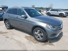  Mercedes-Benz GLC 30...