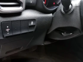 Kia Sportage 2.0 CRDi 4WD - 11001 € / 21516.09 лв. - 85839687 17