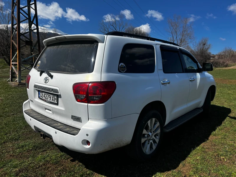 Toyota Sequoia 5.7i iForce, снимка 4 - Автомобили и джипове - 46973683