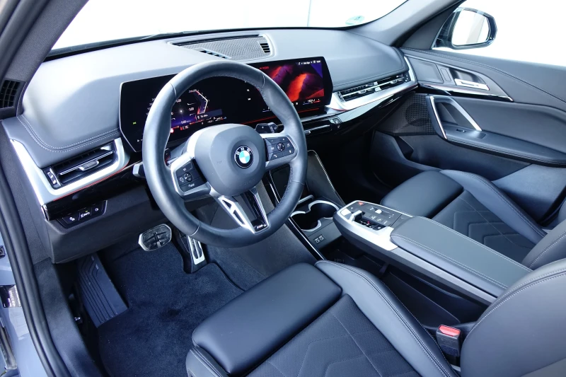 BMW X1 M SPORT PRO* INDIVIDUAL* XDRIVE* LED LIGHTS* PANO*, снимка 10 - Автомобили и джипове - 52404549