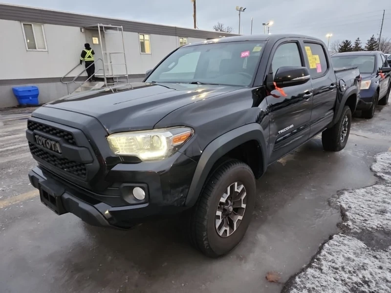Toyota Tacoma * TRD OFF ROAD CREW CAB SHORT BED * CARFAX * БЕЗ П
