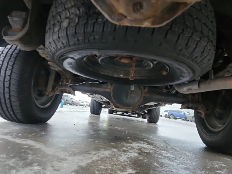 Toyota Tacoma * TRD OFF ROAD CREW CAB SHORT BED * CARFAX * БЕЗ П, снимка 16 - Автомобили и джипове - 53098742