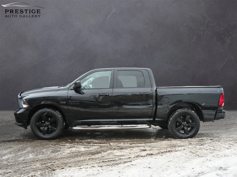 Dodge RAM 1500 2017* 4WD Crew Cab 140.5" Express* V8 HEMI, снимка 3 - Автомобили и джипове - 53476144