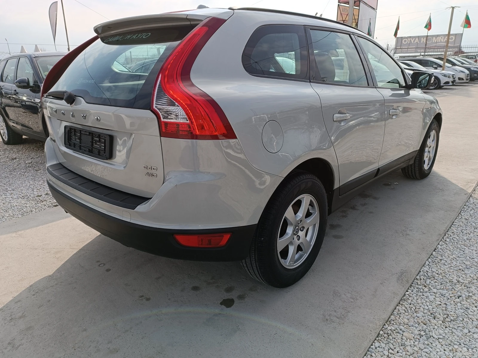 Volvo XC60 2.4D * * * LEASING 20%* * * BARTER* * *  - изображение 5