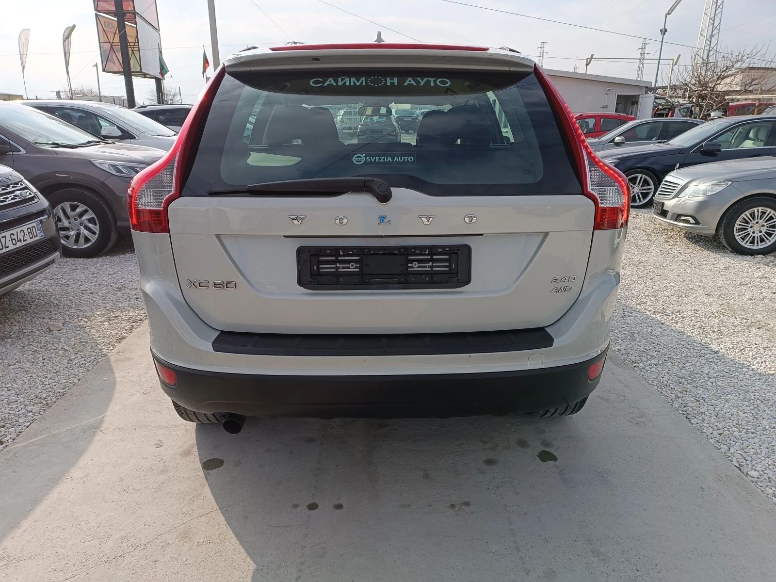 Volvo XC60 2.4D * * * LEASING 20%* * * BARTER* * *  - изображение 4