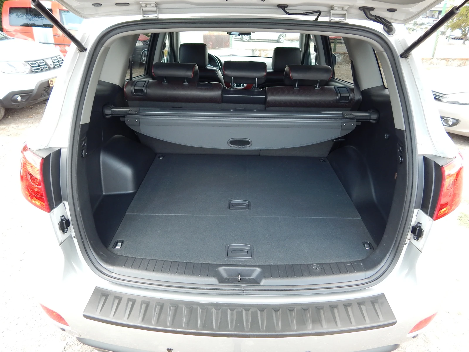 Hyundai Santa fe 2.2CRD* 4X4* 193000km.*  - изображение 7