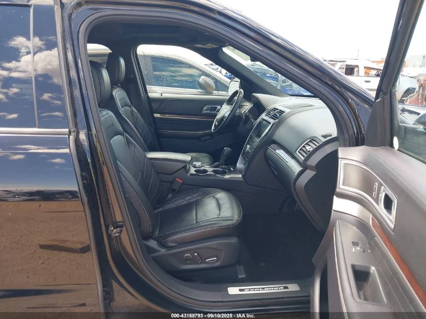 Ford Explorer 2018 FORD EXPLORER PLATINUM - изображение 10