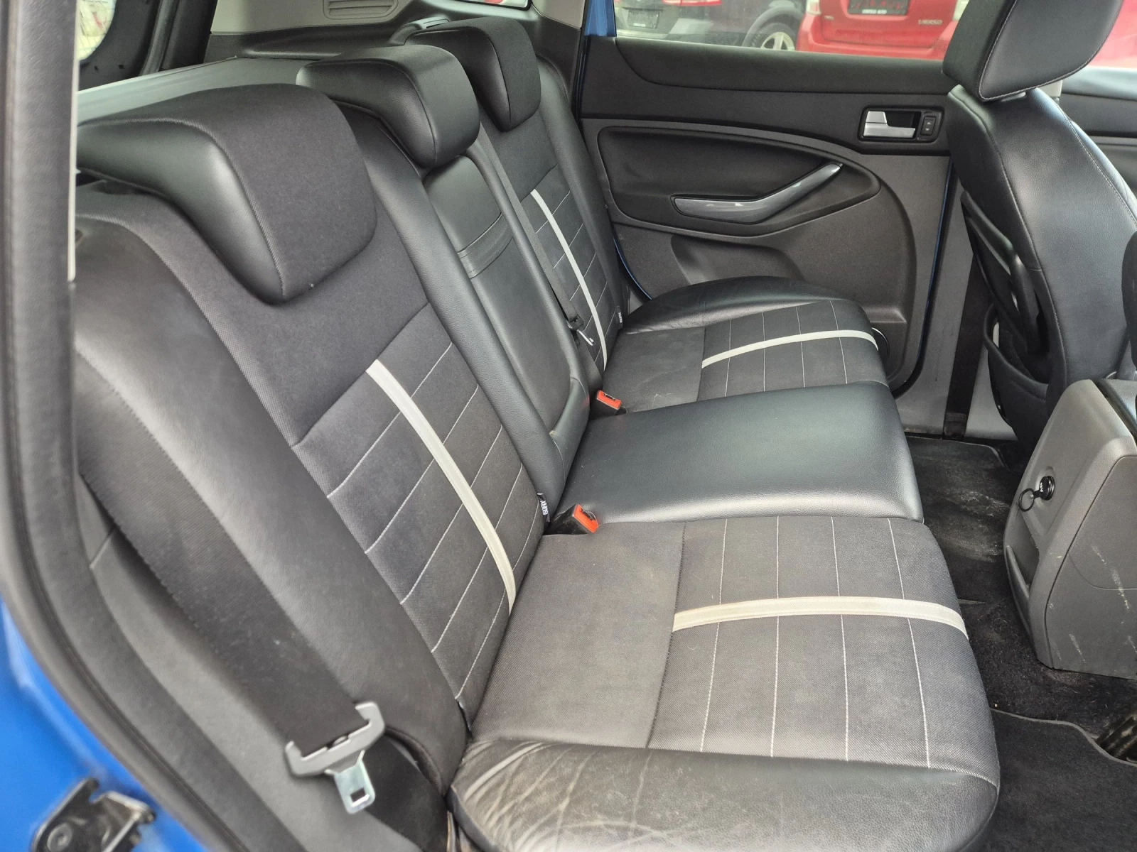 Ford Kuga 2.0TDCI , снимка 13 - Автомобили и джипове - 52588516