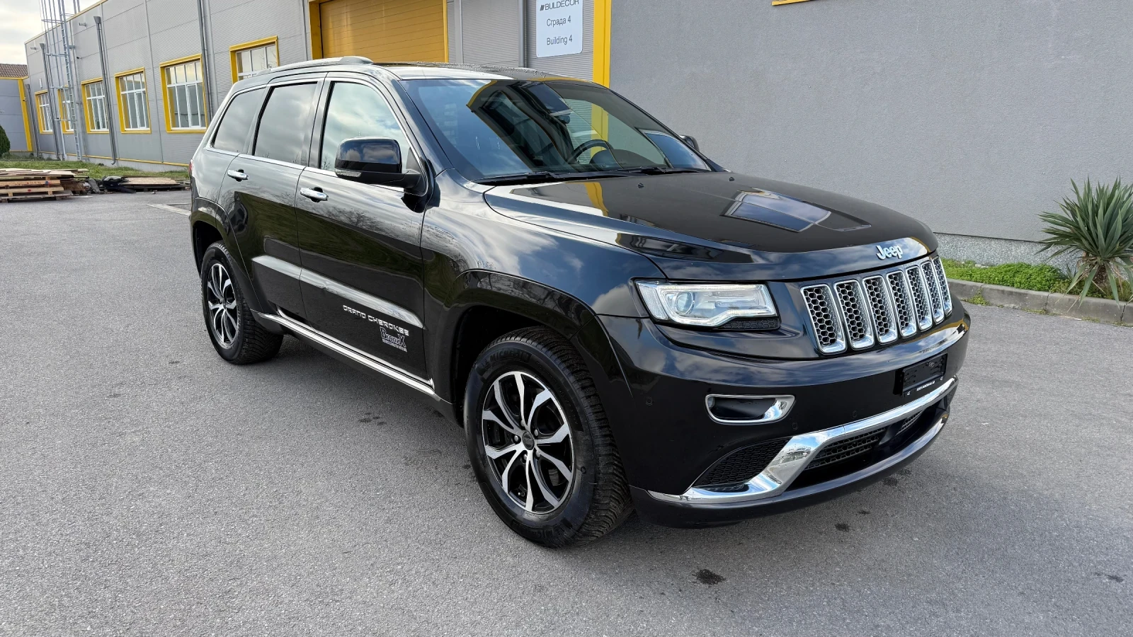 Jeep Grand cherokee 3.0crd SUMMIT - изображение 3