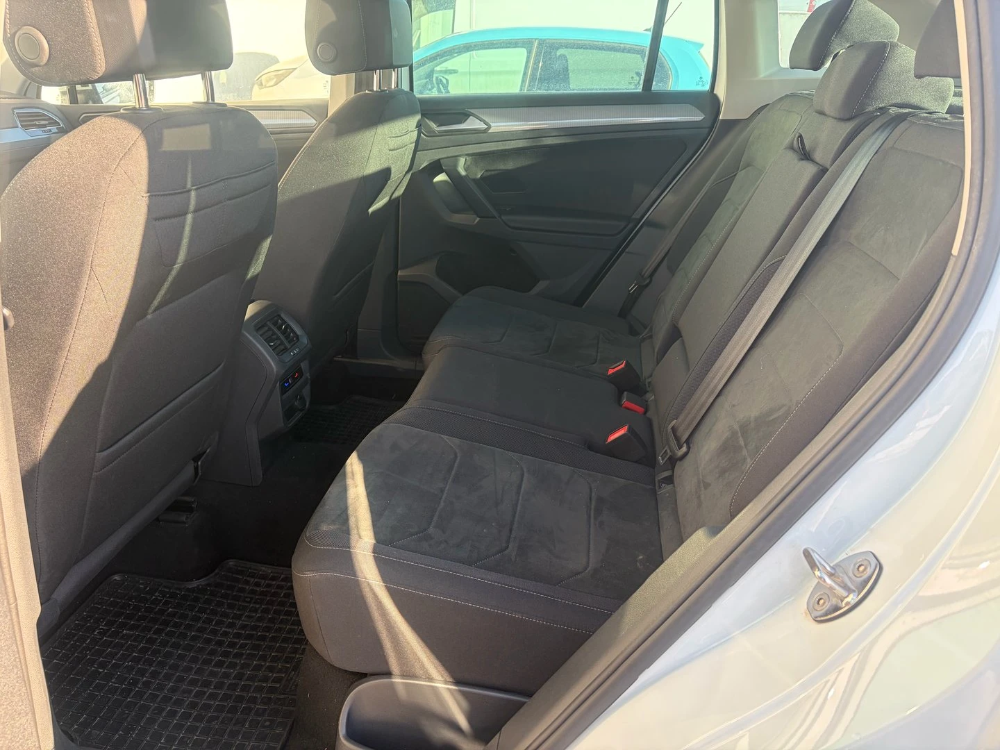 VW Tiguan Life 2.0 TDI SCR 4MOTION DSG | Mobile.bg � ����������� 7