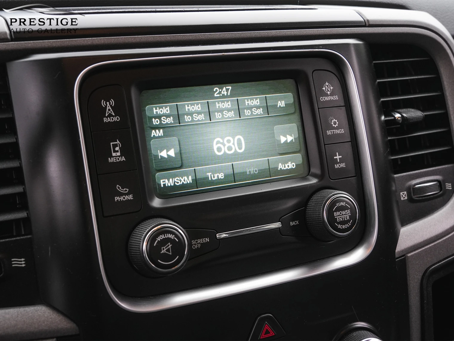 Dodge RAM 1500 2017* 4WD Crew Cab 140.5" Express* V8 HEMI | Mobile.bg � ����������� 12