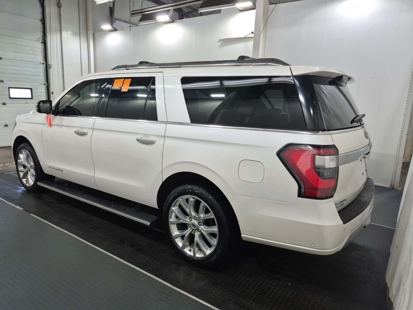Ford Expedition PLATINUM MAX * * 7 МЕСТА * * CARFAX * , снимка 4 - Автомобили и джипове - 54184640