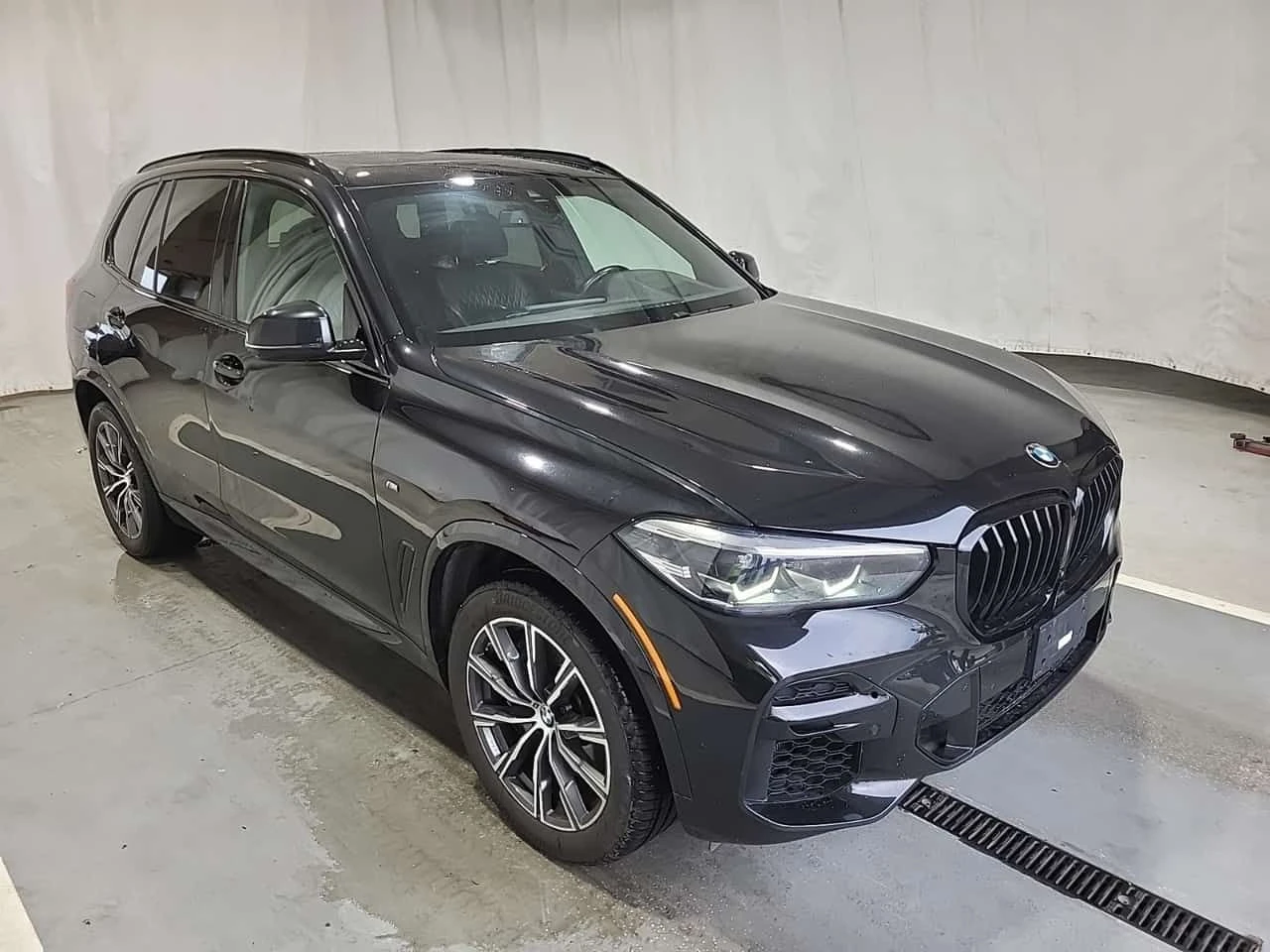 BMW X5 * M50I * CARFAX * ОПЦИЯ ЗА ФИНАНСИРАНЕ, снимка 2 - Автомобили и джипове - 55365901