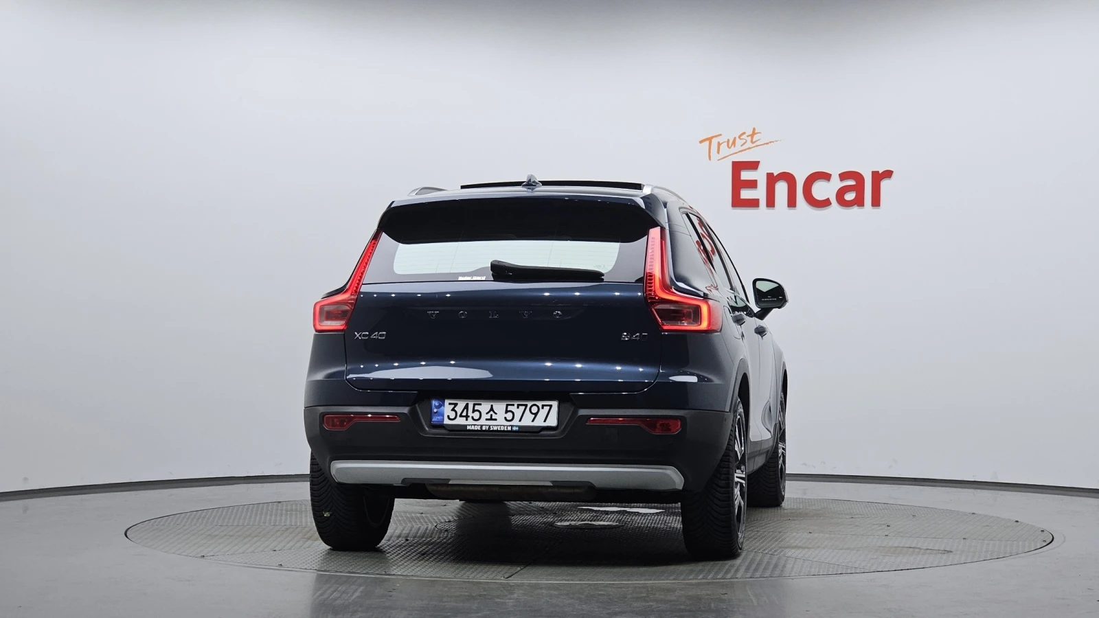 Volvo XC40 B4 Inscription, снимка 4 - Автомобили и джипове - 55683344