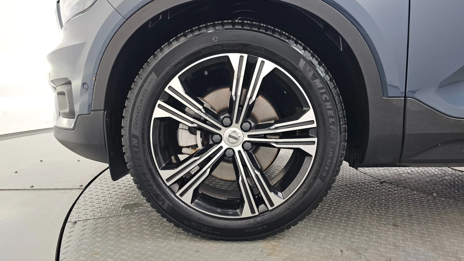 Volvo XC40 B4 Inscription, снимка 5 - Автомобили и джипове - 55683344