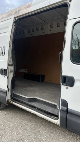 Iveco Daily 3.0 HPT 180к. 6-скорости! Клима! Автопилот!, снимка 17