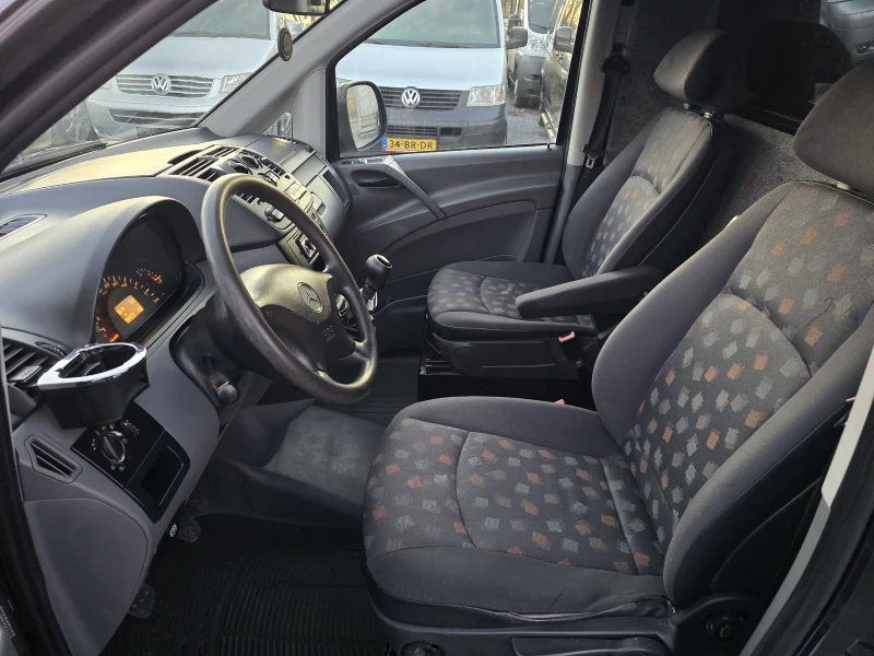 Mercedes-Benz Vito 2.2cdi Климатик , снимка 12 - Бусове и автобуси - 49386100