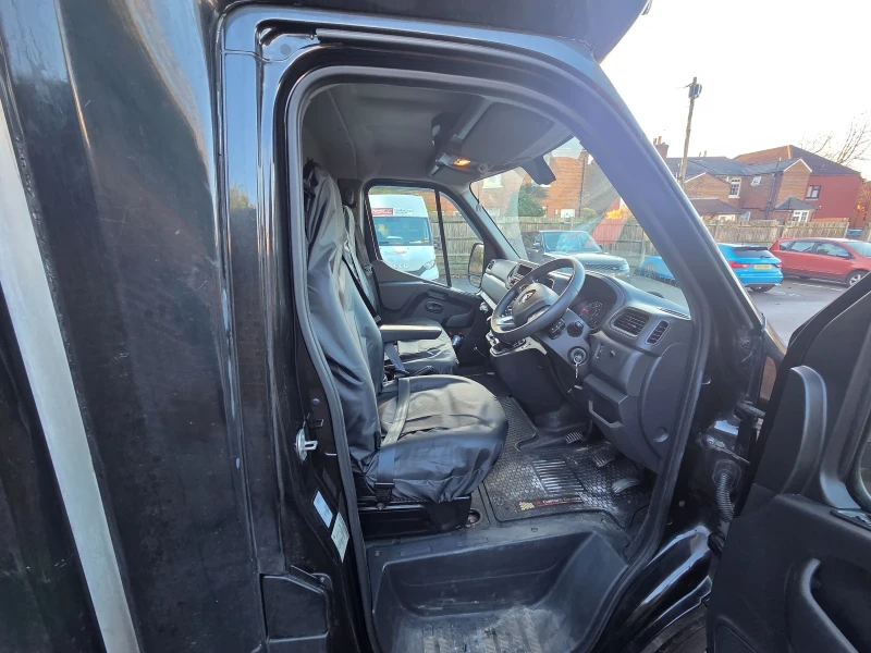 Renault Master товарен, снимка 11 - Бусове и автобуси - 53428863