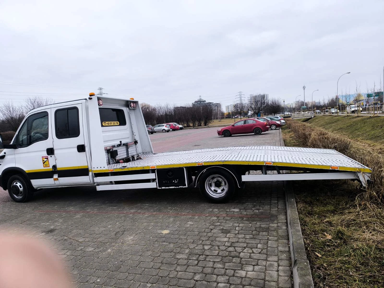 Iveco 35c17 Пътна помощ - изображение 6