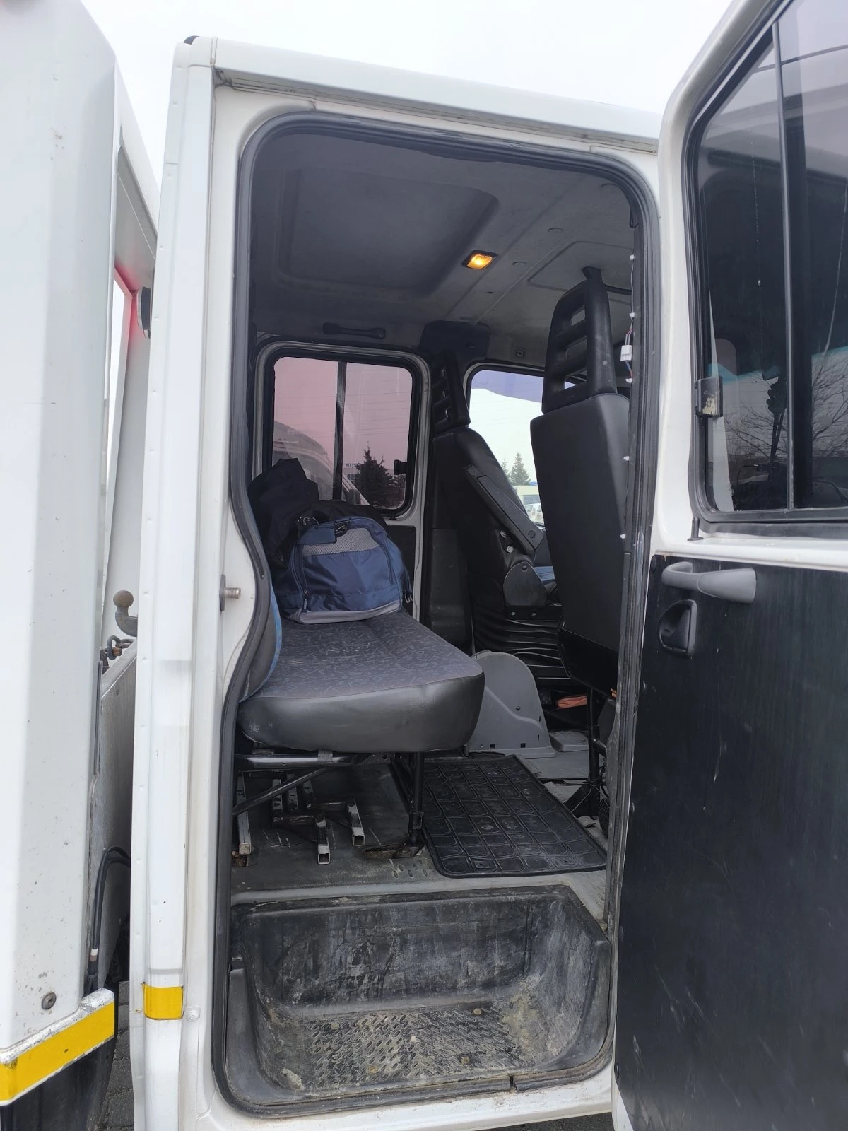 Iveco 35c17 Пътна помощ - изображение 10