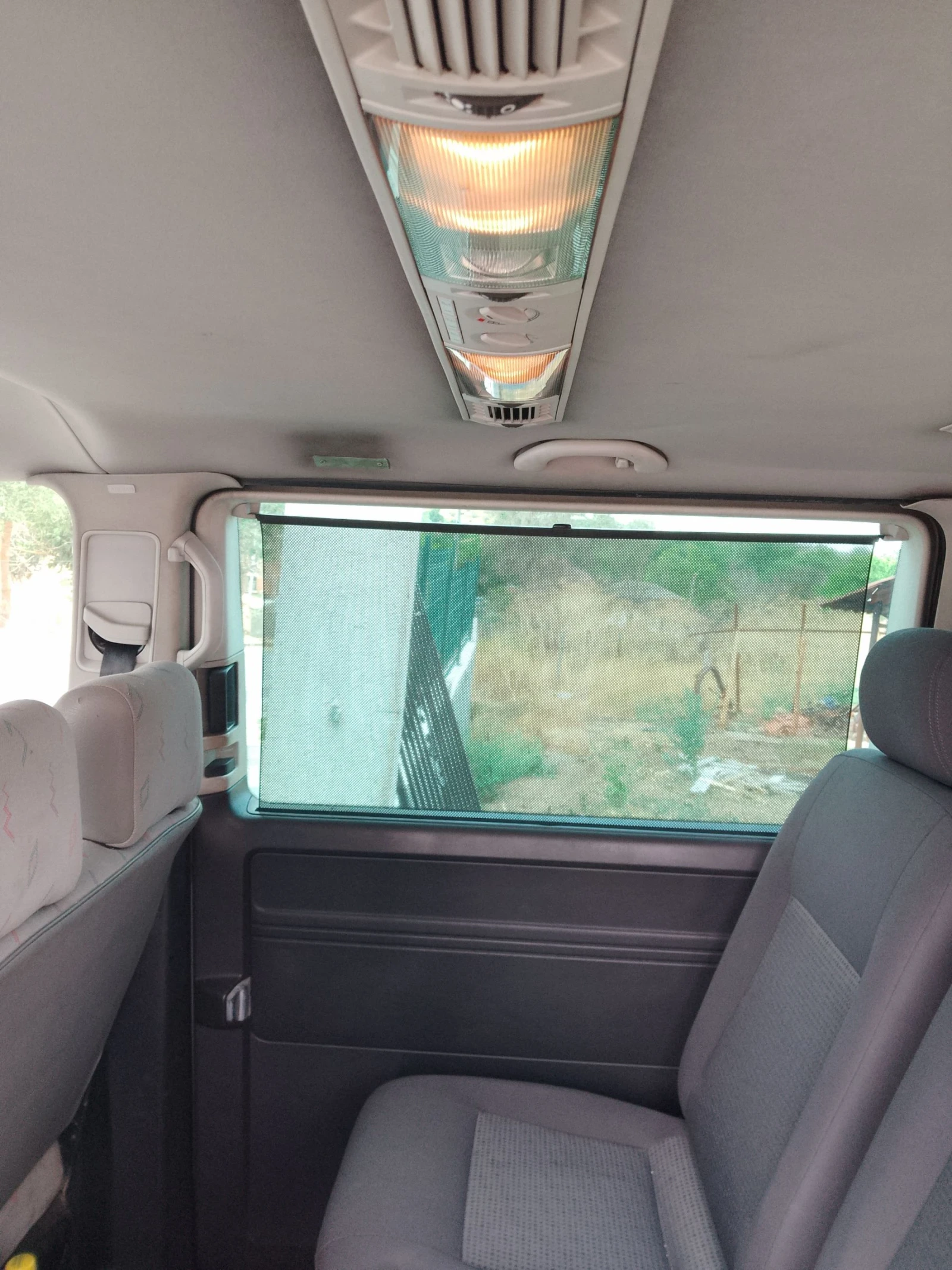 VW Caravelle, снимка 8 - Бусове и автобуси - 54682750