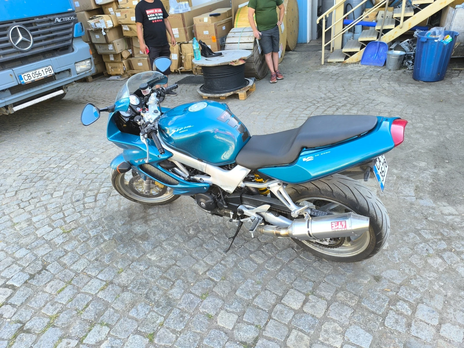 Honda Vtr 1000 - изображение 3