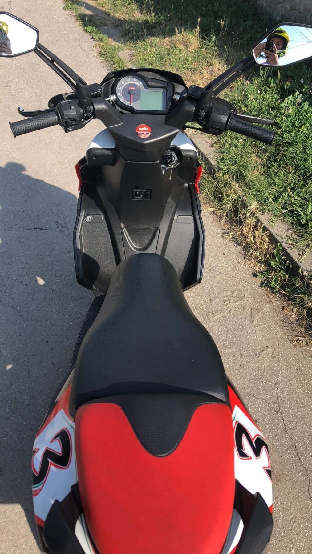 Aprilia Sr 50, снимка 10 - Мотоциклети и мототехника - 53892306