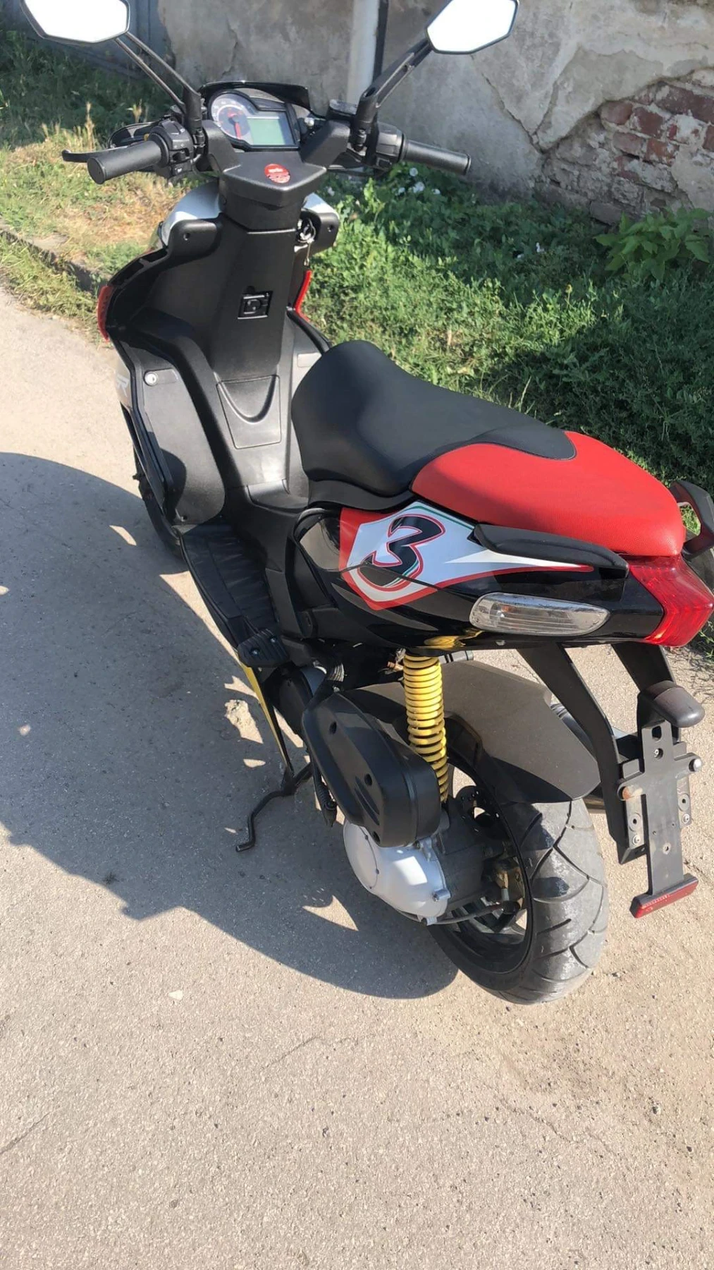 Aprilia Sr 50, снимка 9 - Мотоциклети и мототехника - 53892306