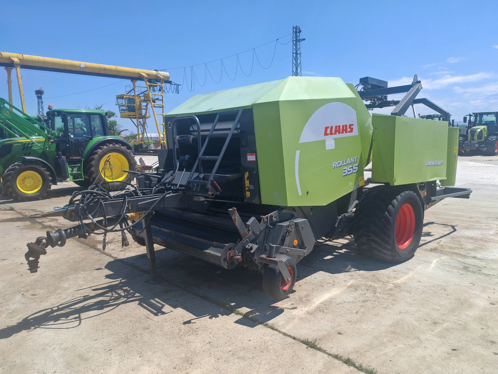 Балировачка Claas Rollant 355