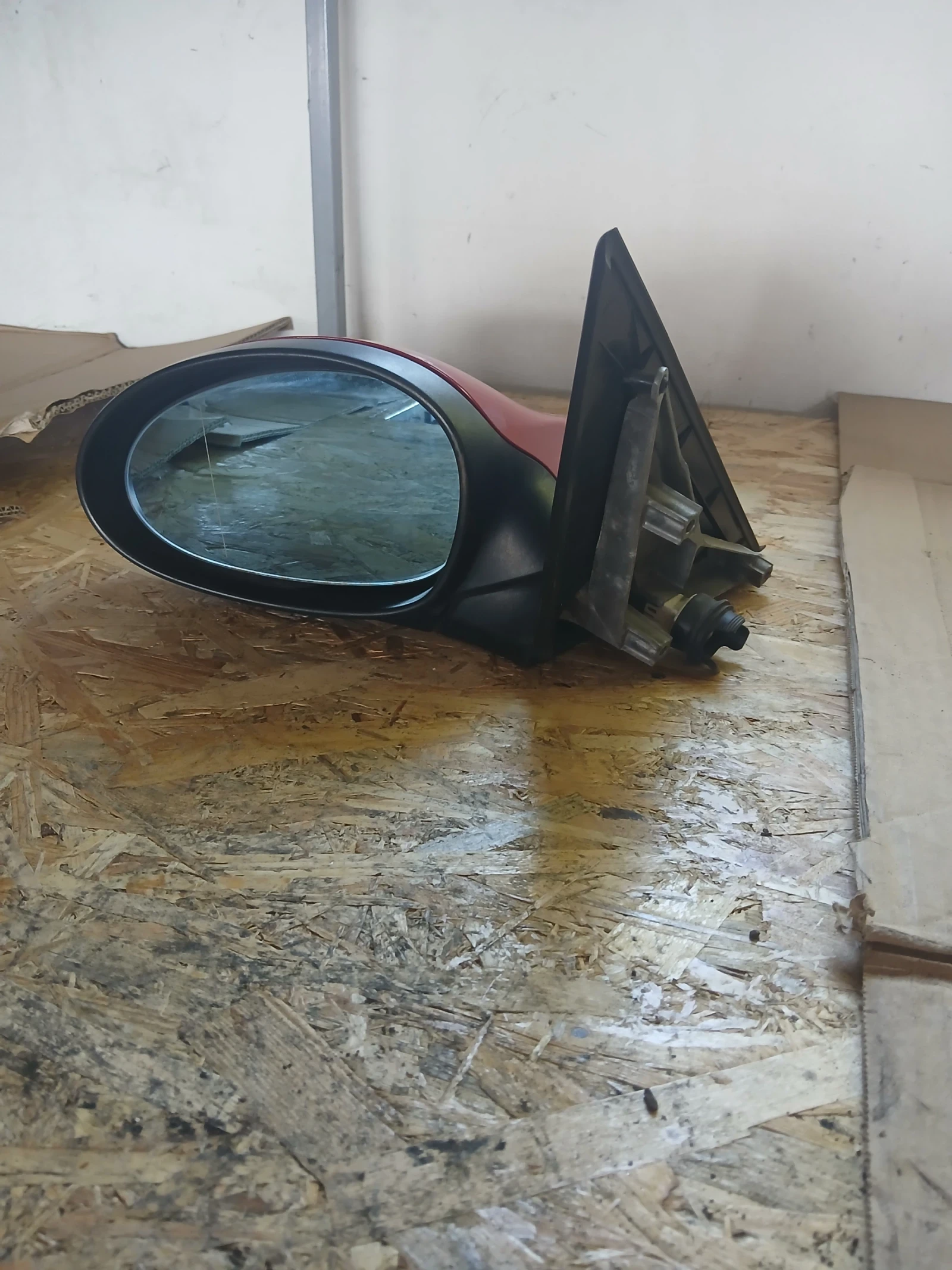 Огледало ляво BMW 1