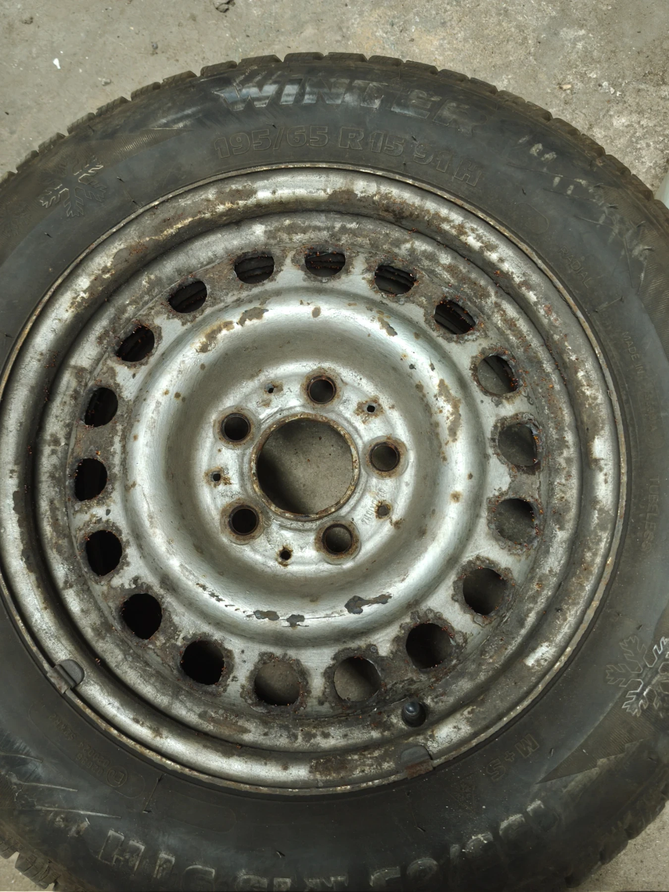 ���� � ������ 195/65R15 �� Mercedes-Benz C 180 | Mobile.bg � ����������� 2