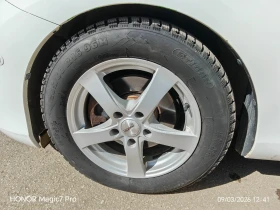 Toyota Auris, снимка 8