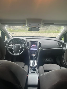 Opel Astra Sports Tourer 2.0, снимка 14