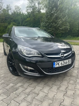 Opel Astra Sports Tourer 2.0, снимка 2