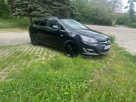 Opel Astra Sports Tourer 2.0, снимка 17