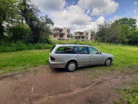 Mercedes-Benz E 320, снимка 13