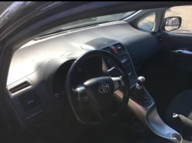 Toyota Auris, снимка 4