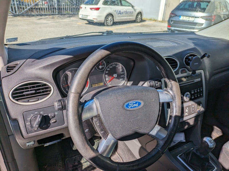Ford Focus, снимка 7 - Автомобили и джипове - 45201599