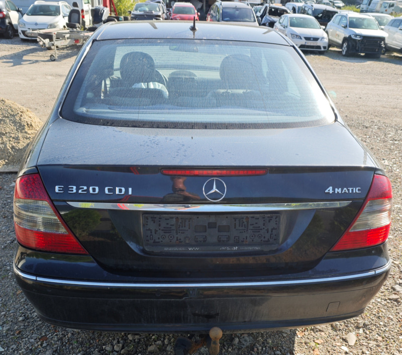 Mercedes-Benz E 320 4x4, снимка 3 - Автомобили и джипове - 45929625
