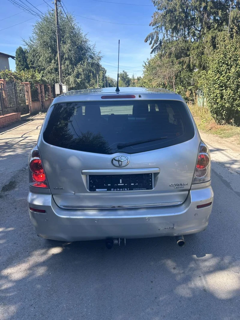 Toyota Corolla verso 2.0 D4D 116к.с, снимка 6 - Автомобили и джипове - 47453540