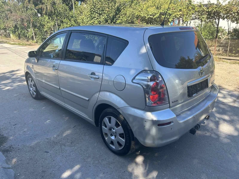 Toyota Corolla verso 2.0 D4D 116к.с, снимка 5 - Автомобили и джипове - 47453540